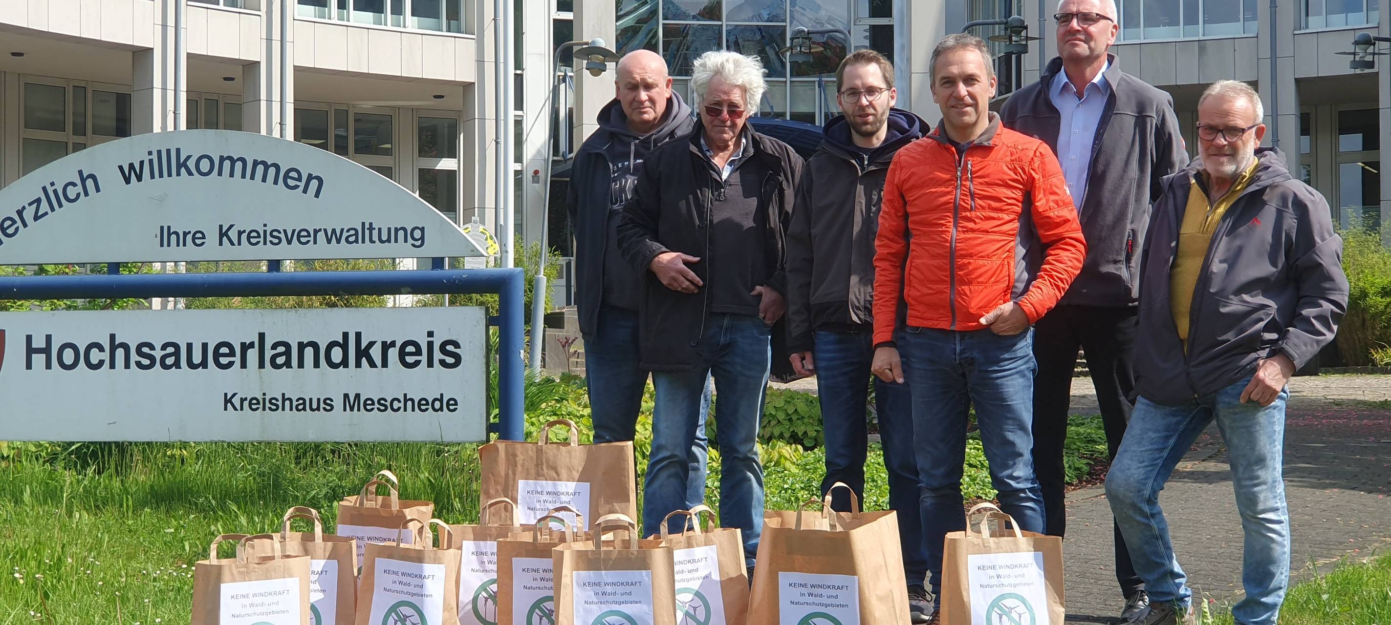 Windkraftgegner im Sauerland melden sich zu Wort