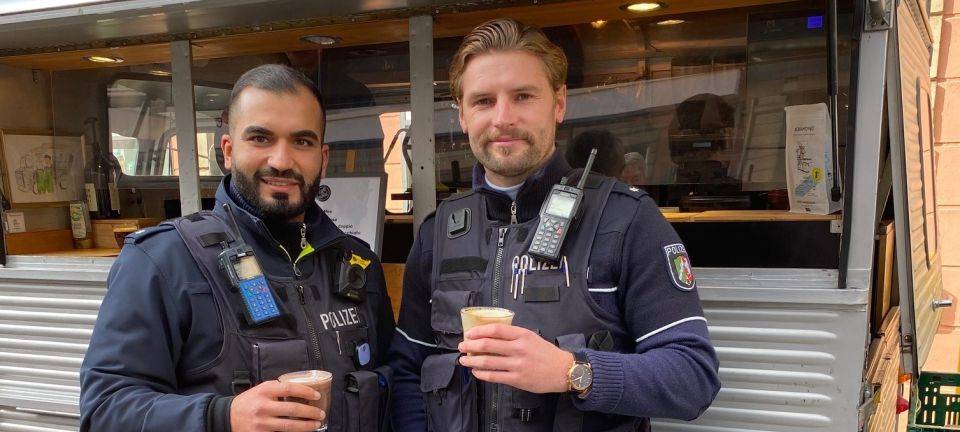Kaffeetrinken mit Polizisten in Neheim