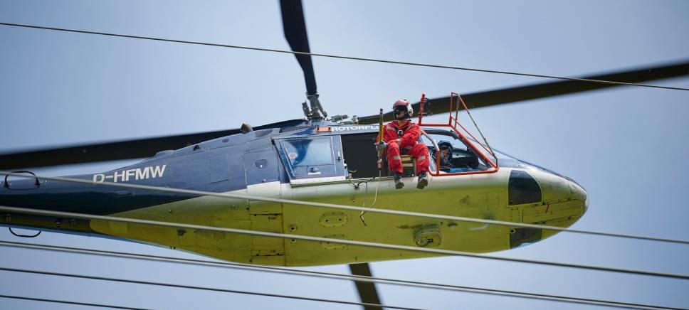 Sauerland: Kontrollflüge an Stromleitungen