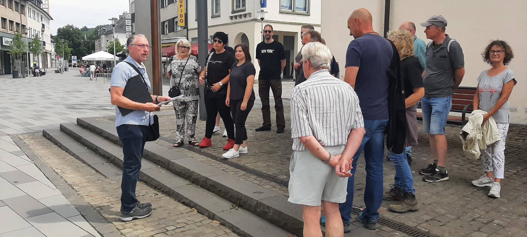 Zum Nachhören: Stollenbunkerführung in Meschede
