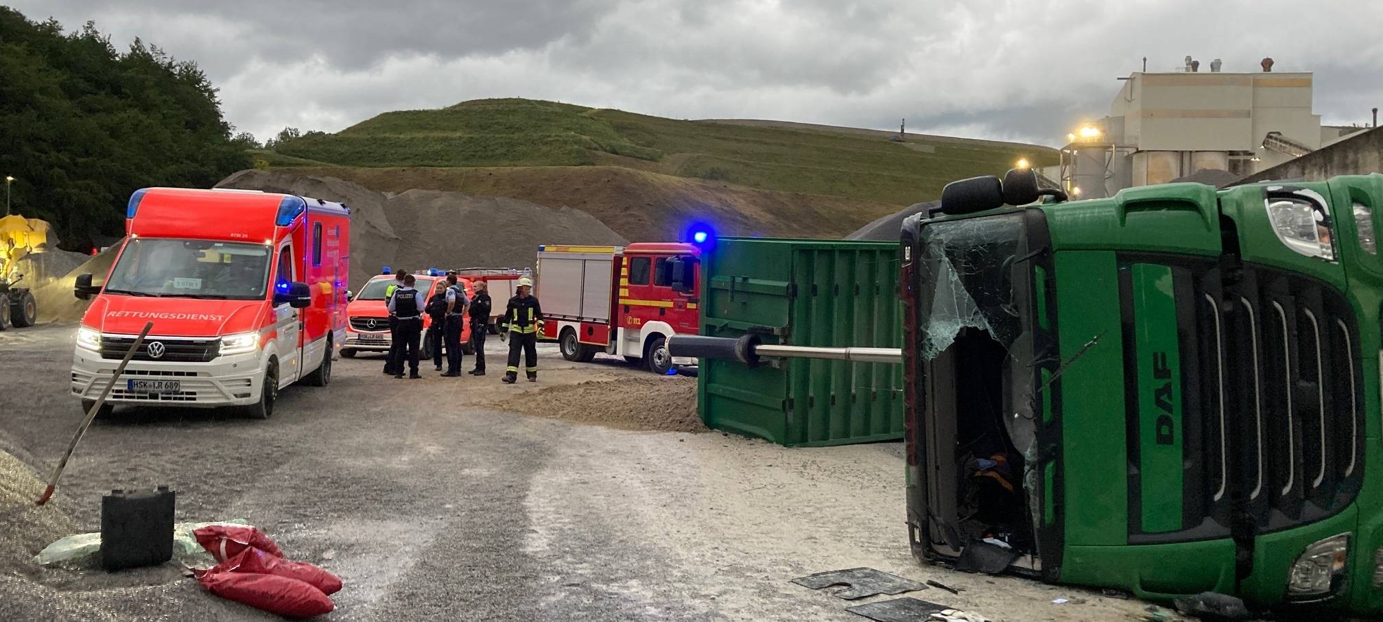 Brilon: LKW-Fahrer stirbt nach Arbeitsunfall