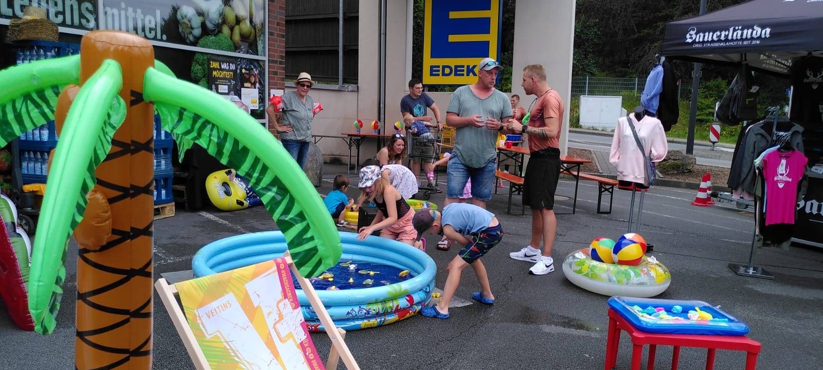 Wasserparty in Arnsberg: 1000 Euro für Aktion Lichtblicke