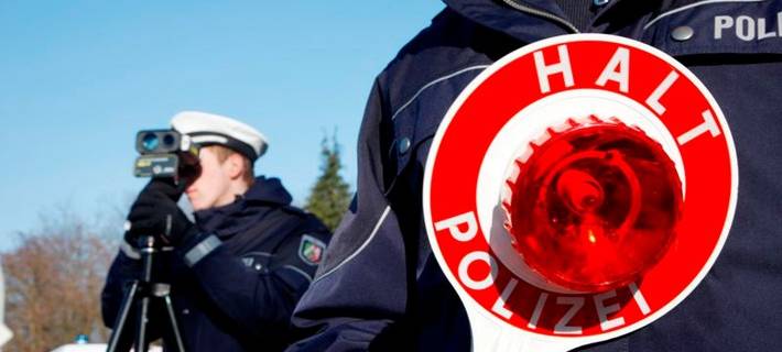Polizei im Sauerland kontrolliert verstärkt Geschwindigkeit