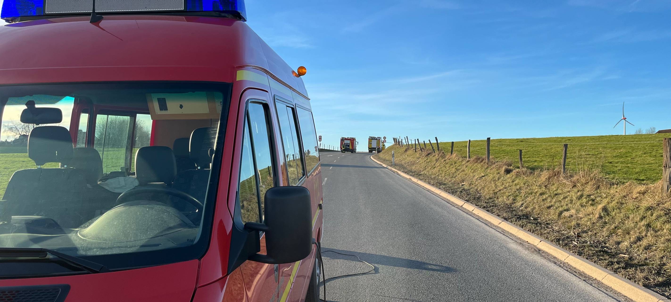 Zwei Tote bei Brand und Verkehrsunfall im Sauerland