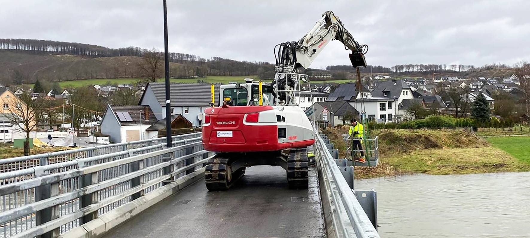 Arnsberg: Behelfsbrücke in Oeventrop wieder frei