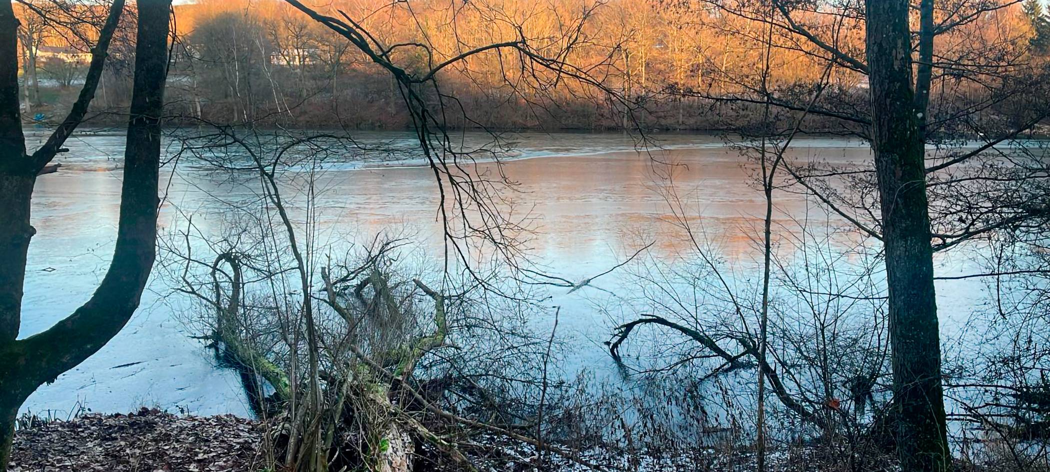 Sauerland: Eisflächen nicht betreten!