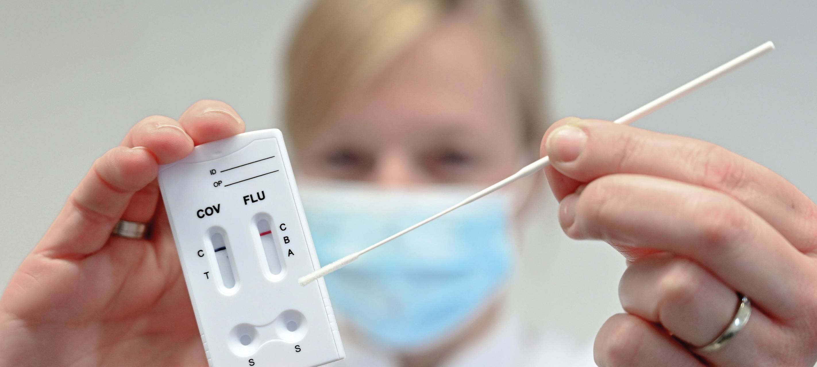 Kombi-Schnelltest für Corona, Grippe und RSV