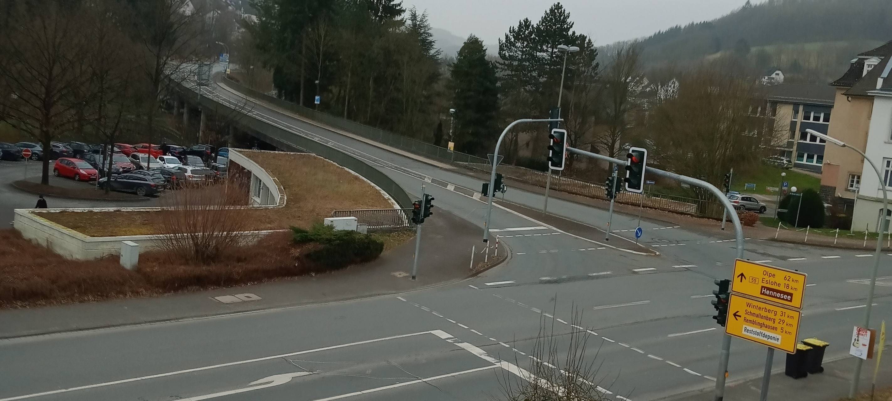 Hennebrücke in Meschede ab Montag nur noch einspurig