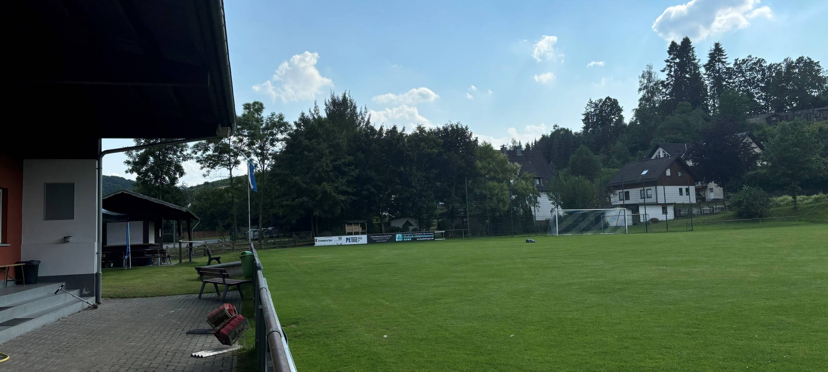 Zum Nachhören: Deeskalation im Fußball