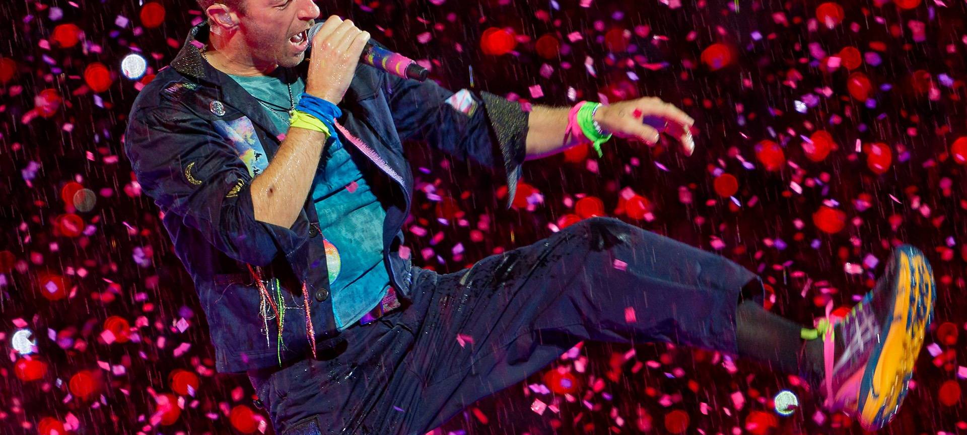 Lichtermeer und Sommerregen - Coldplay spielt in Düsseldorf