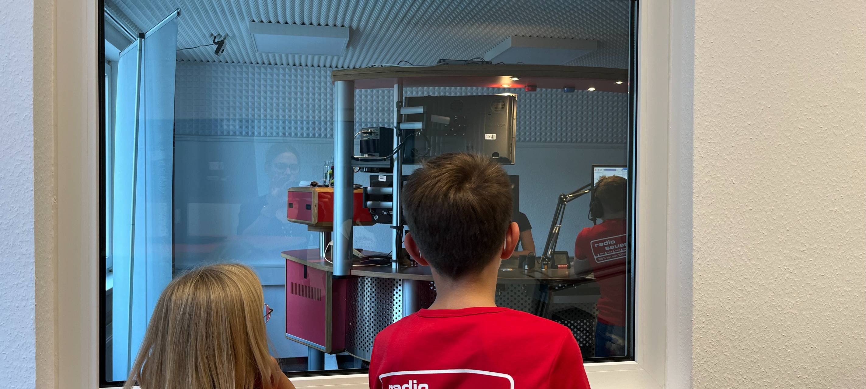 Der Radio Sauerland-Kindertag: mit Euch als Moderator, Nachrichtenredakteur oder Reporter!