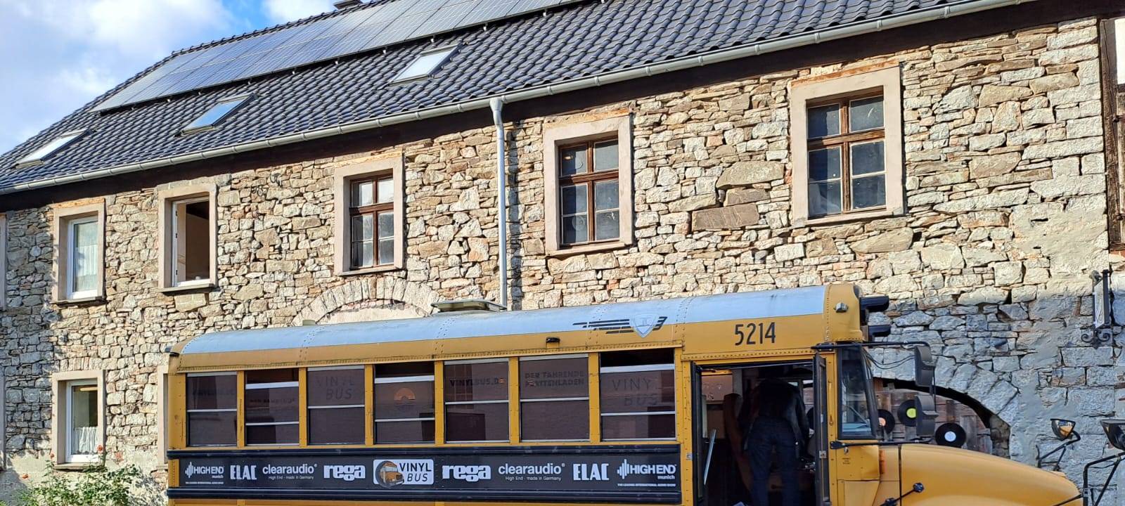 Zum Nachhören: Vinyl-Bus tourt durch den HSK
