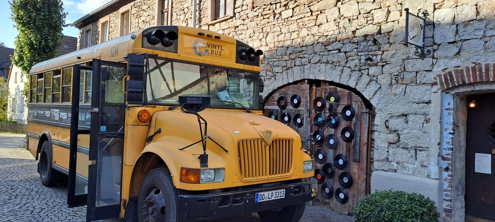 Zum Nachhören: Vinyl-Bus tourt durch den HSK