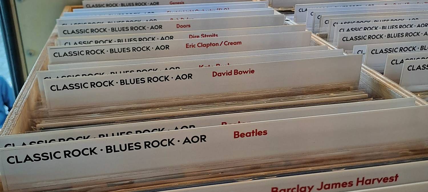 Zum Nachhören: Vinyl-Bus tourt durch den HSK