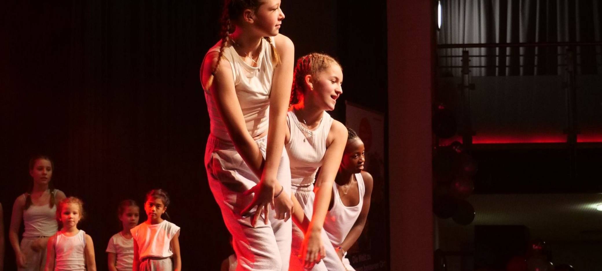 Sauerland: Tanzfestival HSK Konzerthalle Olsberg