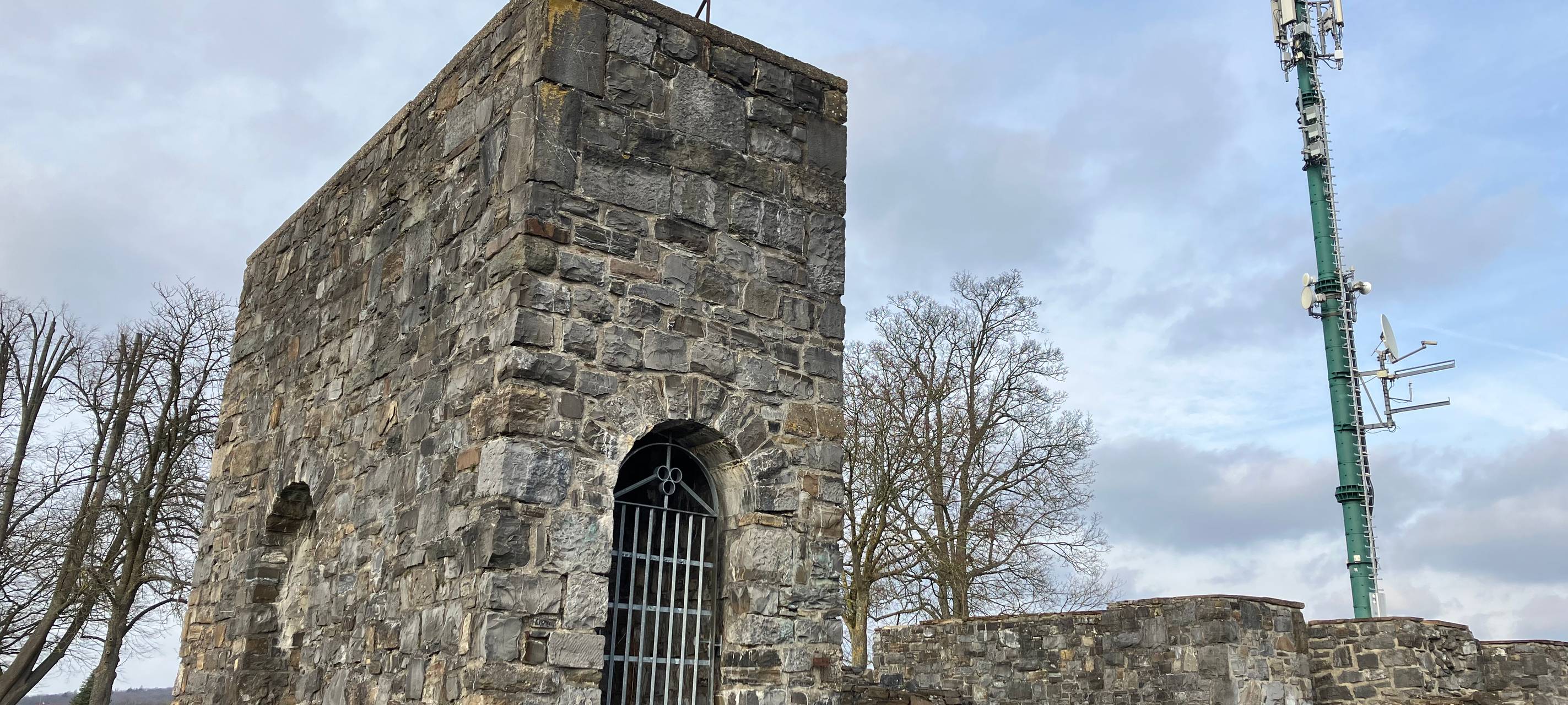 Arnsberg sucht alte Schlossberg-Fotos