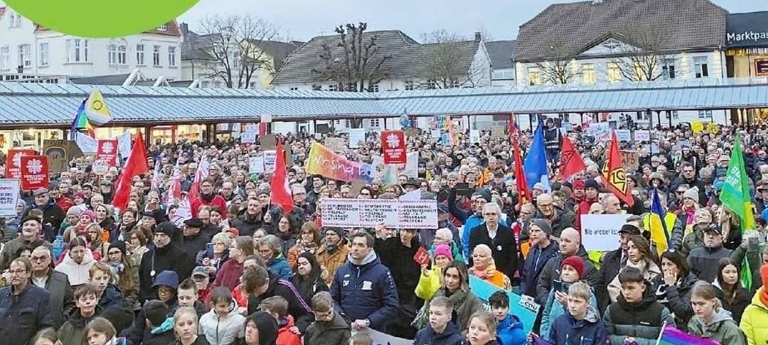 Neheim: Demo für Demokratie