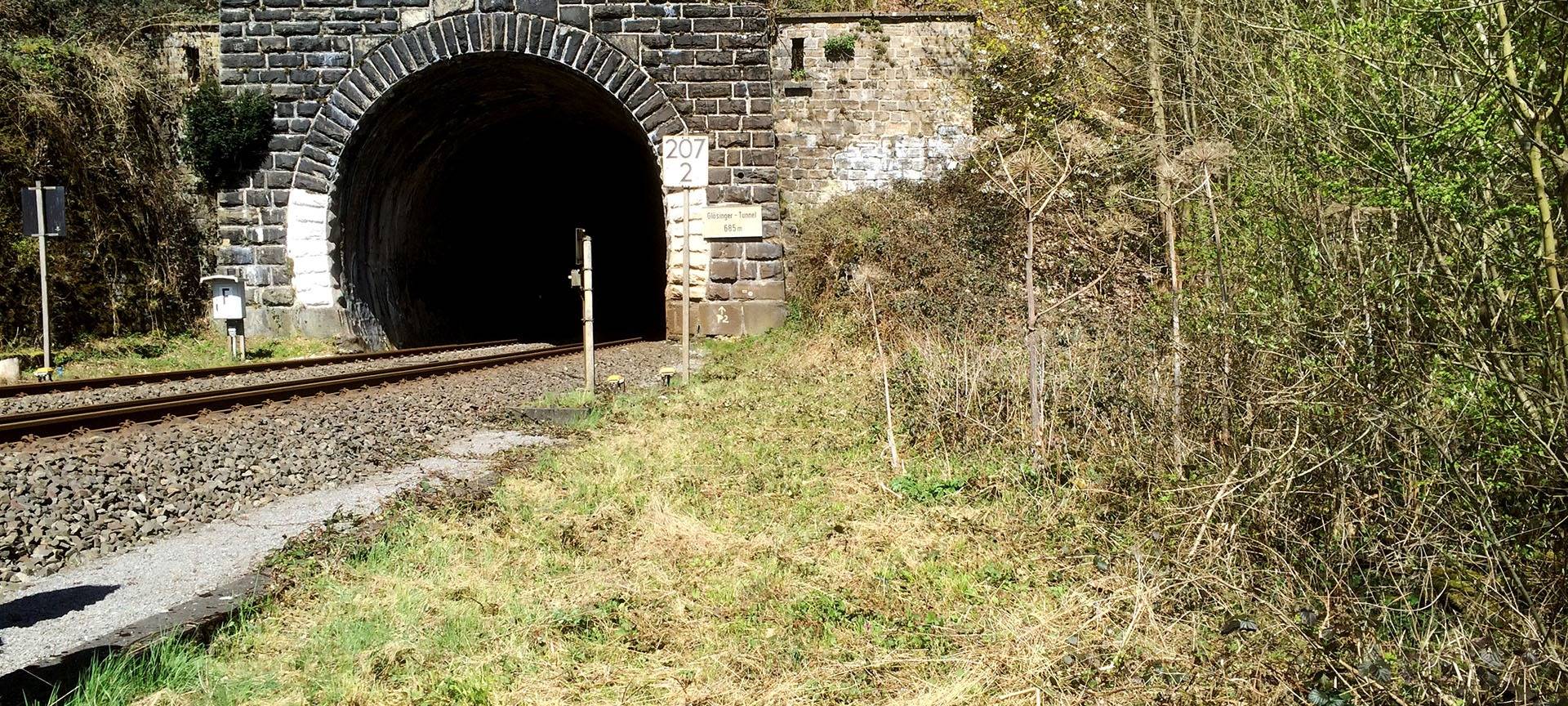Sauerland: Baubeginn an Eisenbahntunneln ungewiss