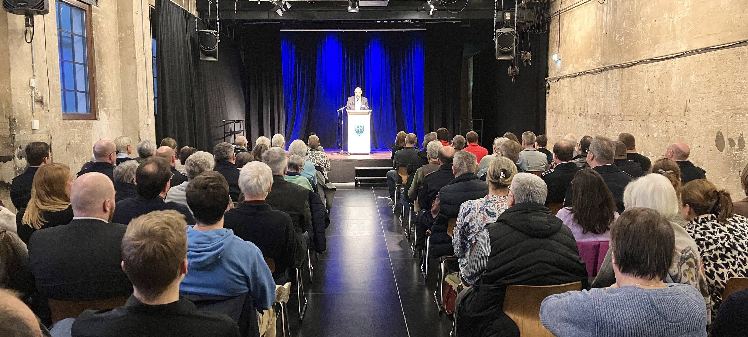 Arnsberg: viele Menschen haben die Ehrenamtskarte NRW