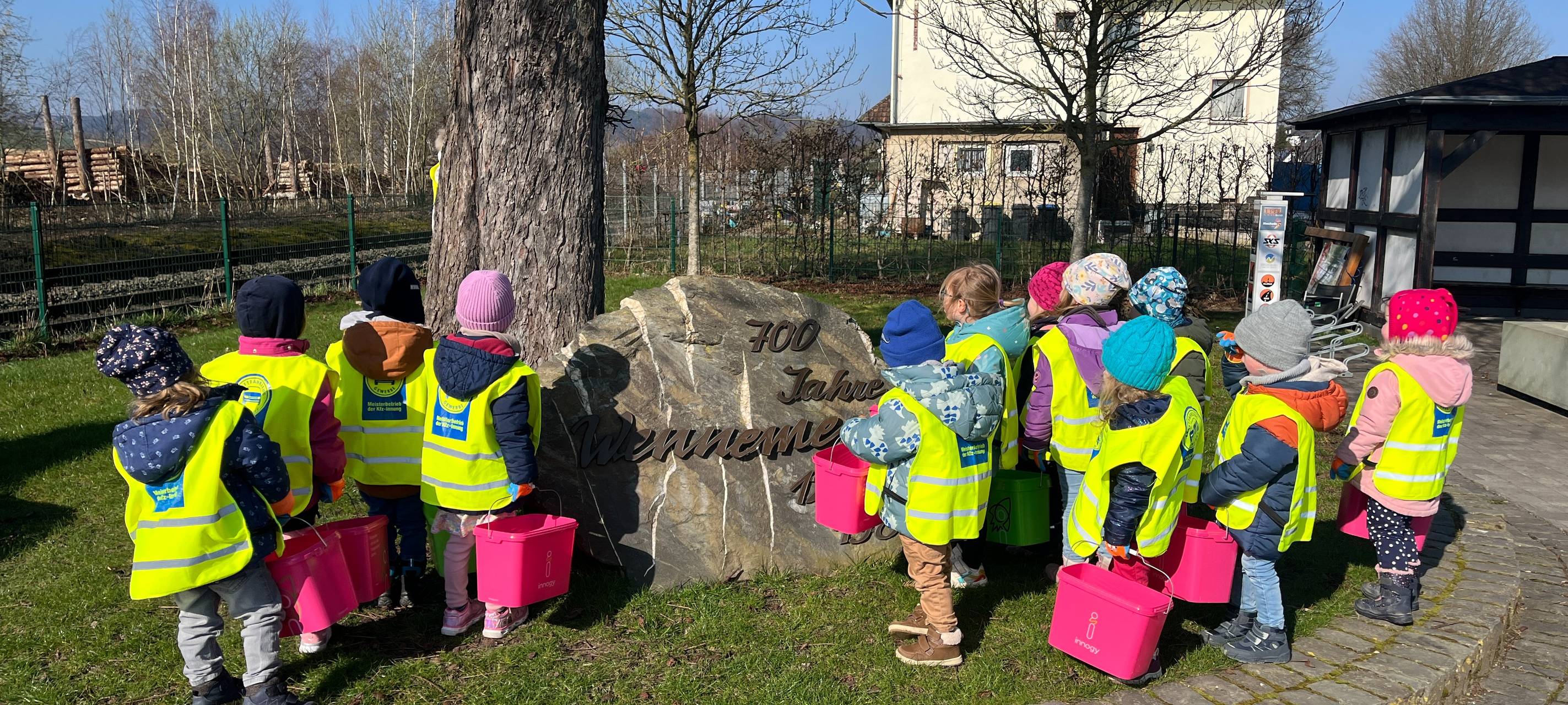 Frühlingsfest beginnt mit Aufräumaktion