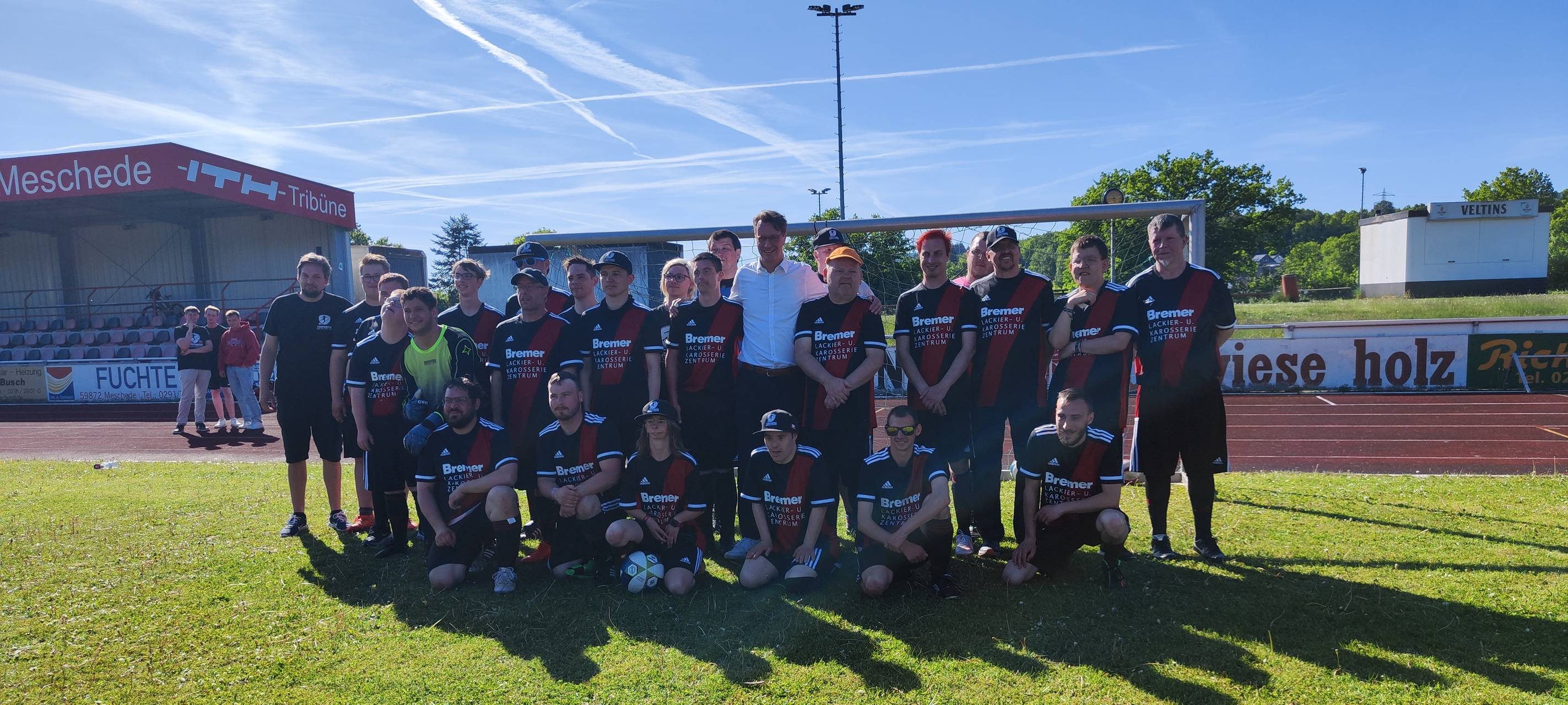 Ministerpräsident bei der Mescheder Torfabrik
