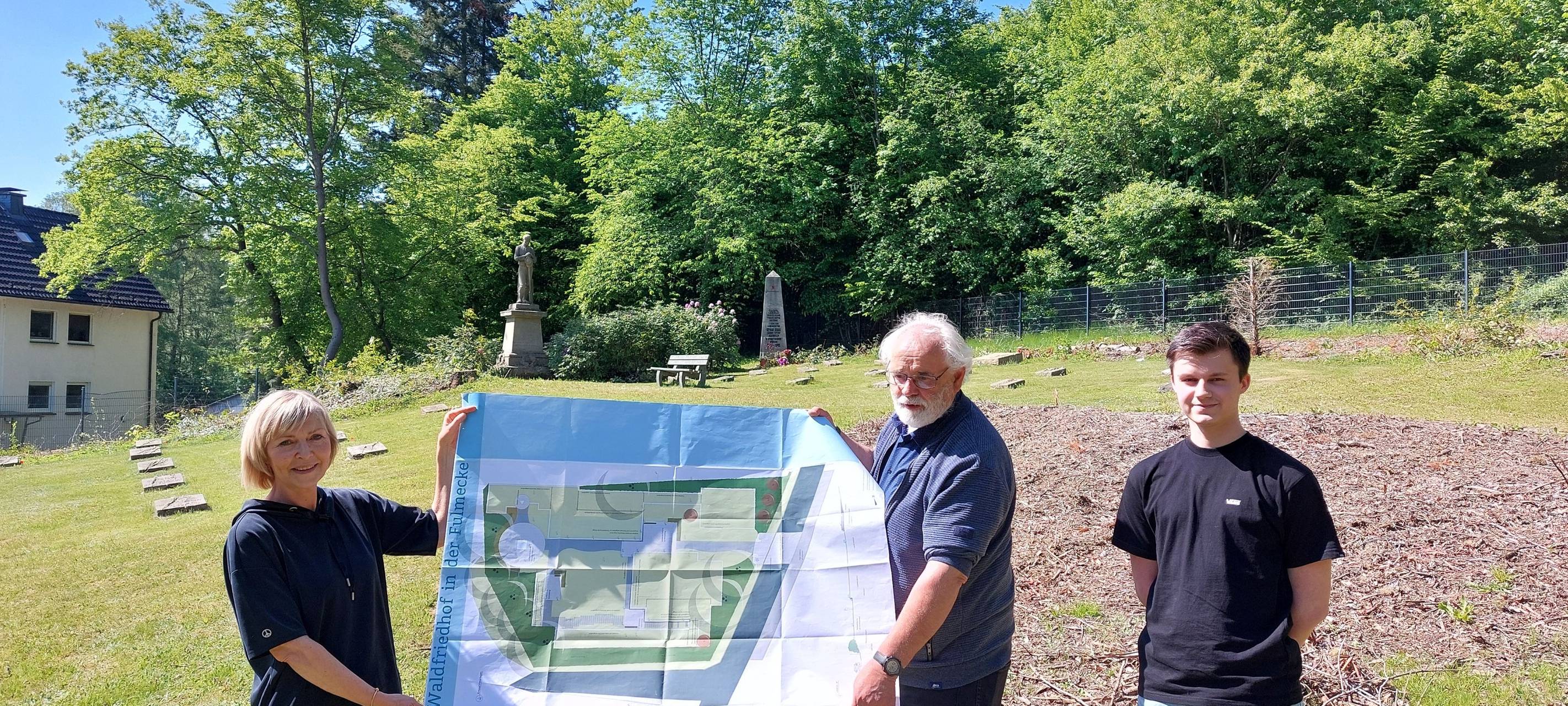 Meschede: Friedhof für Kriegsopfer wird saniert