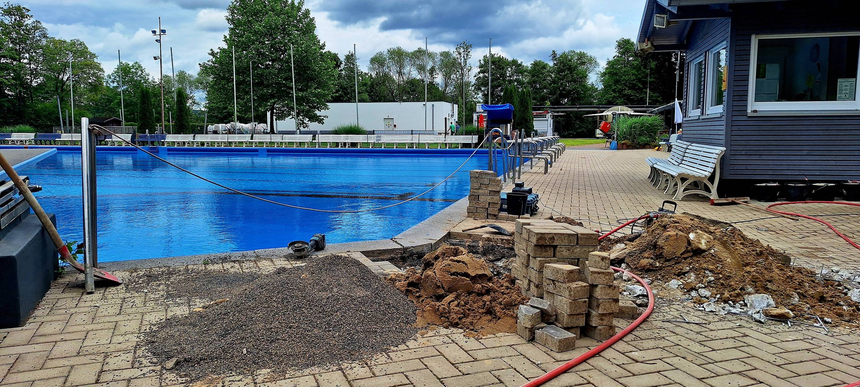 Neues Becken für das Freibad in Neheim