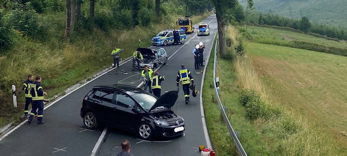 Schwerer Verkehrsunfall zwischen Olsberg/Altenbüren