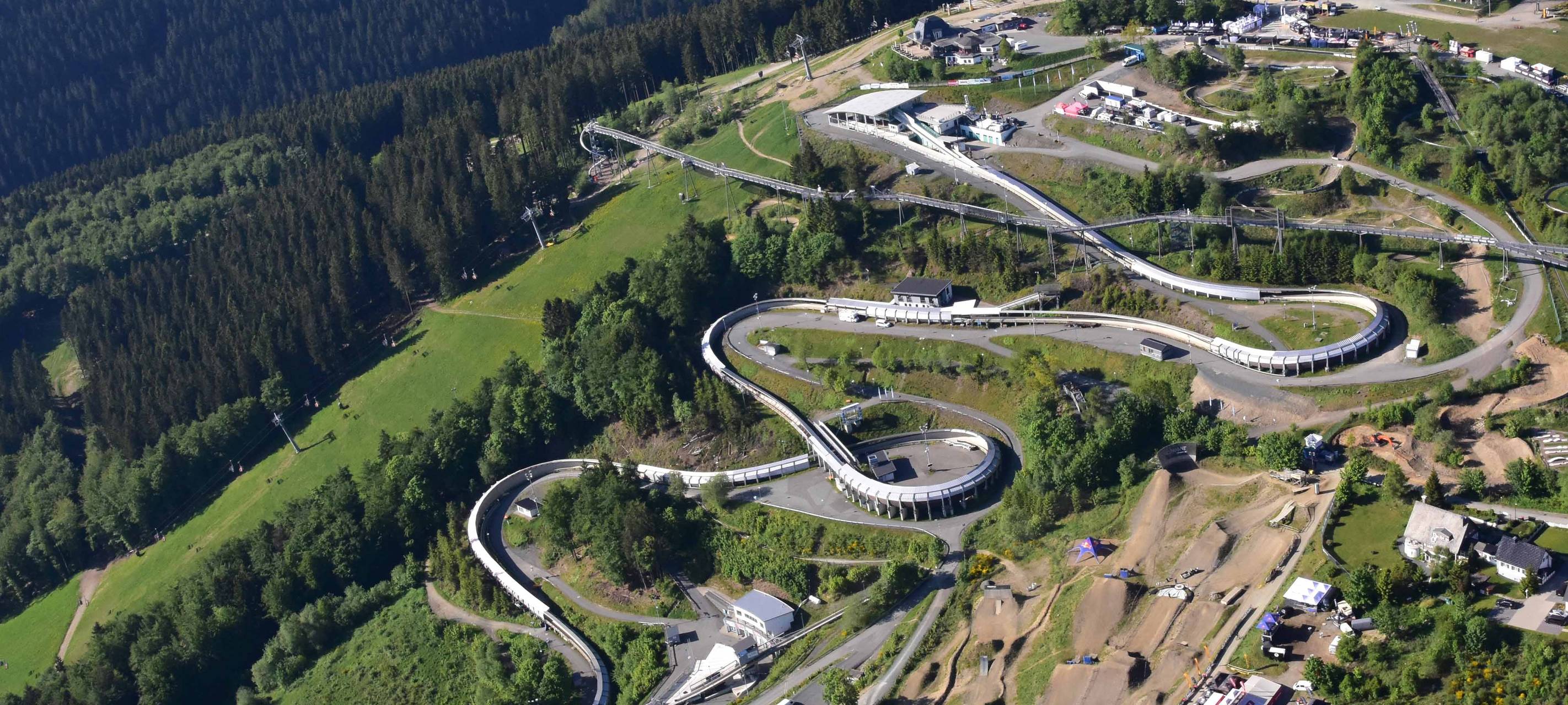 Winterberg: Bobbahn wird zur Wasserrutsche