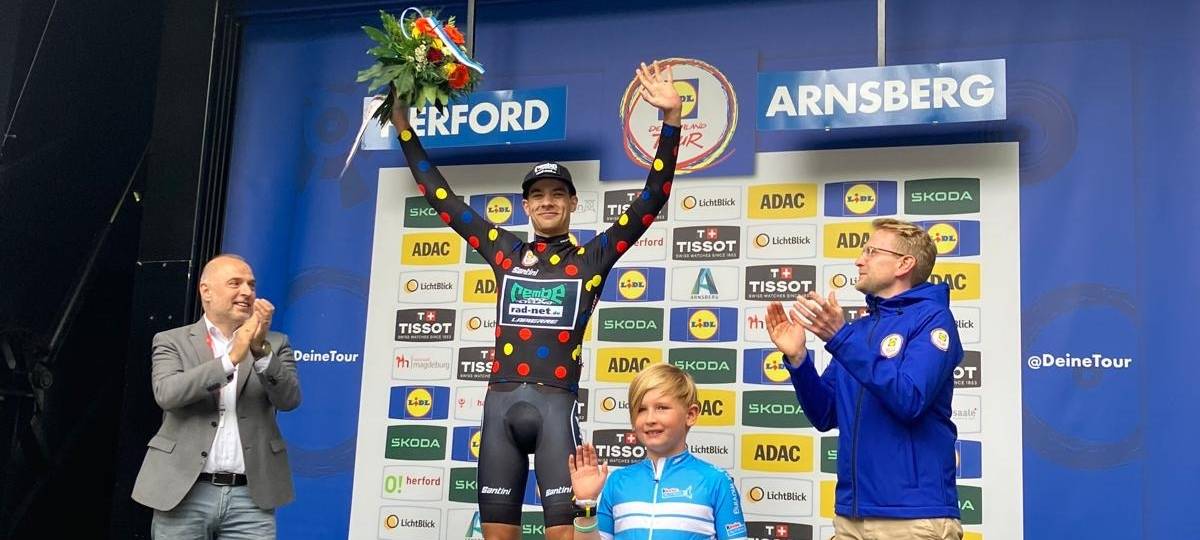 Arnsberg: Tausende Zuschauer feuern Radrennfahrer an