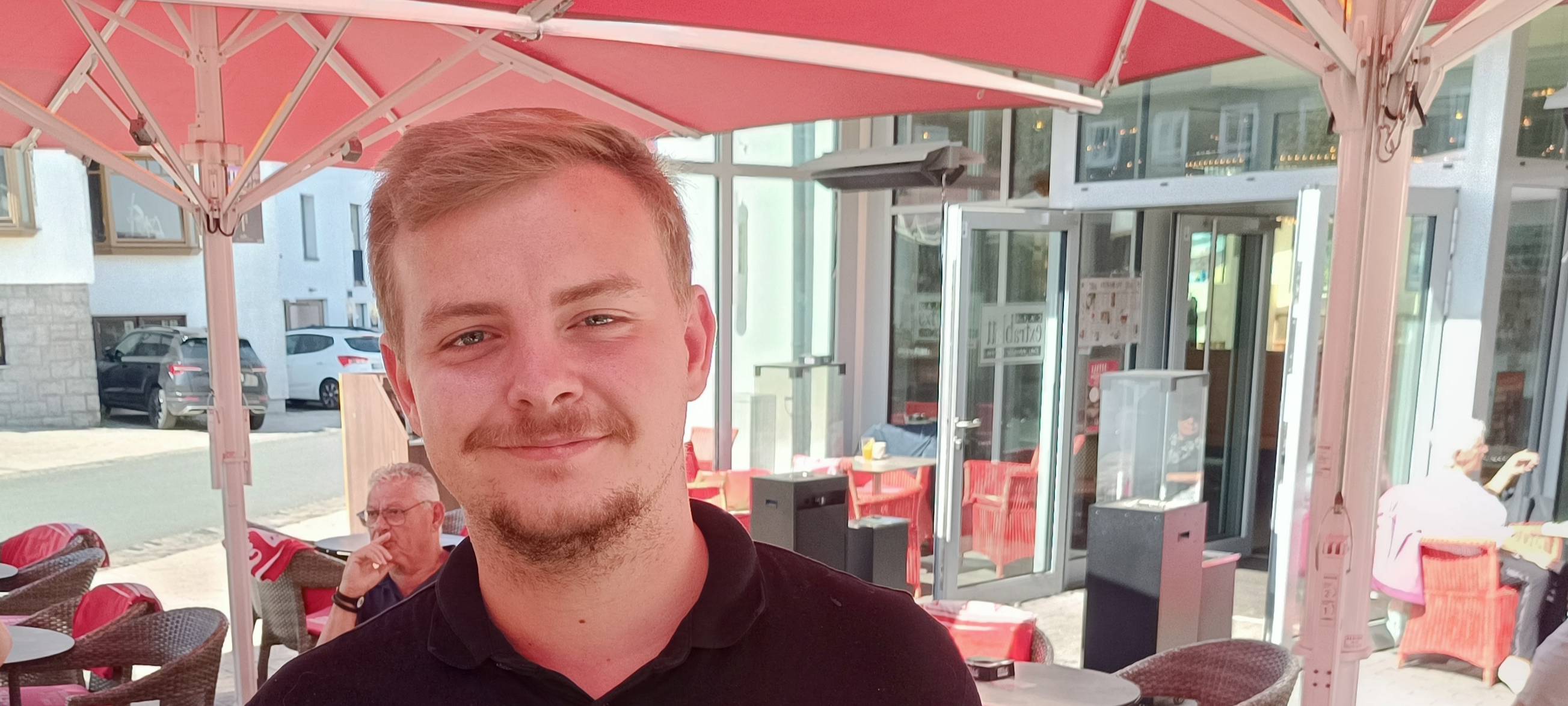 Kellner Tim Arnsberger sucht eine Wohnung in Winterberg