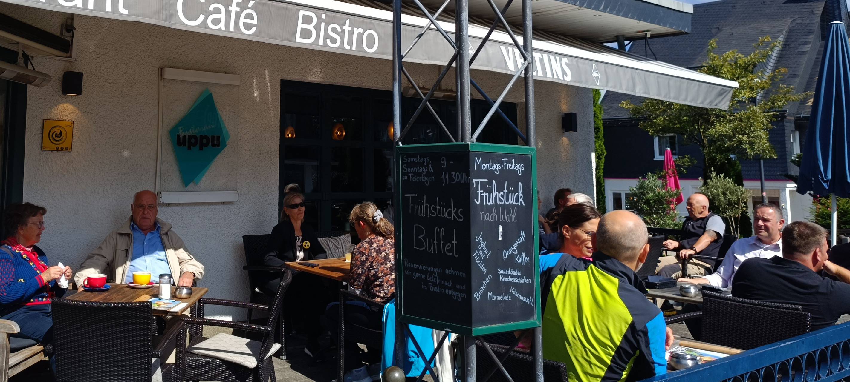 Winterberger Restaurantbetreiber profitieren vom Tourismusboom. Manche müssen aber sogar Wohnraum für ihre Mitarbeiter mieten, oder kaufen.