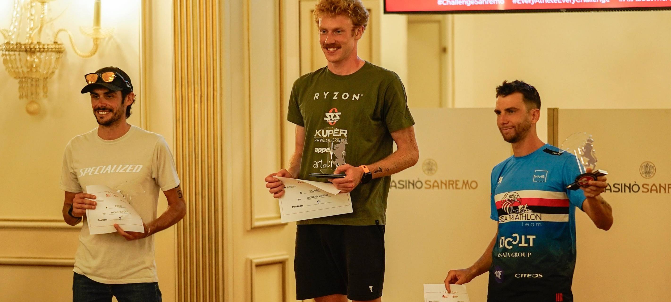 Sauerländer Triathlet gewinnt in Italien