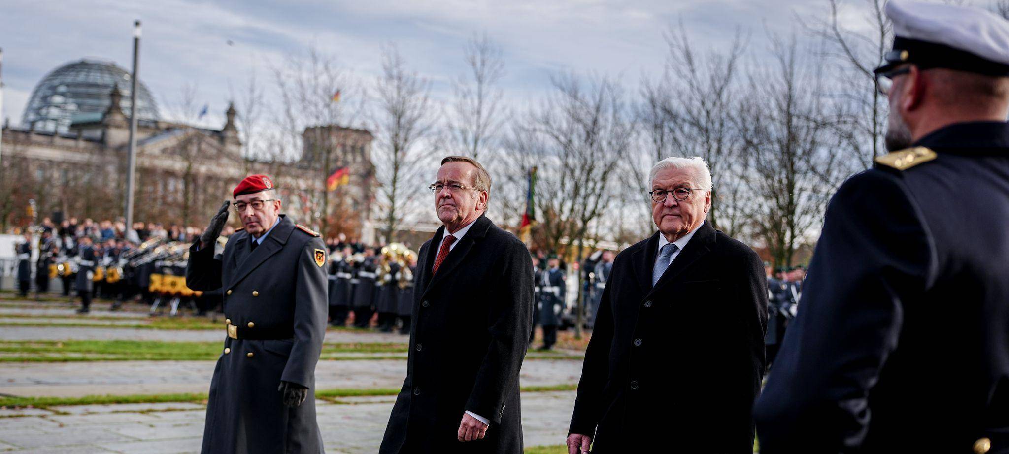 70. Jahrestag der Bundeswehr - Feierliches Gelöbnis