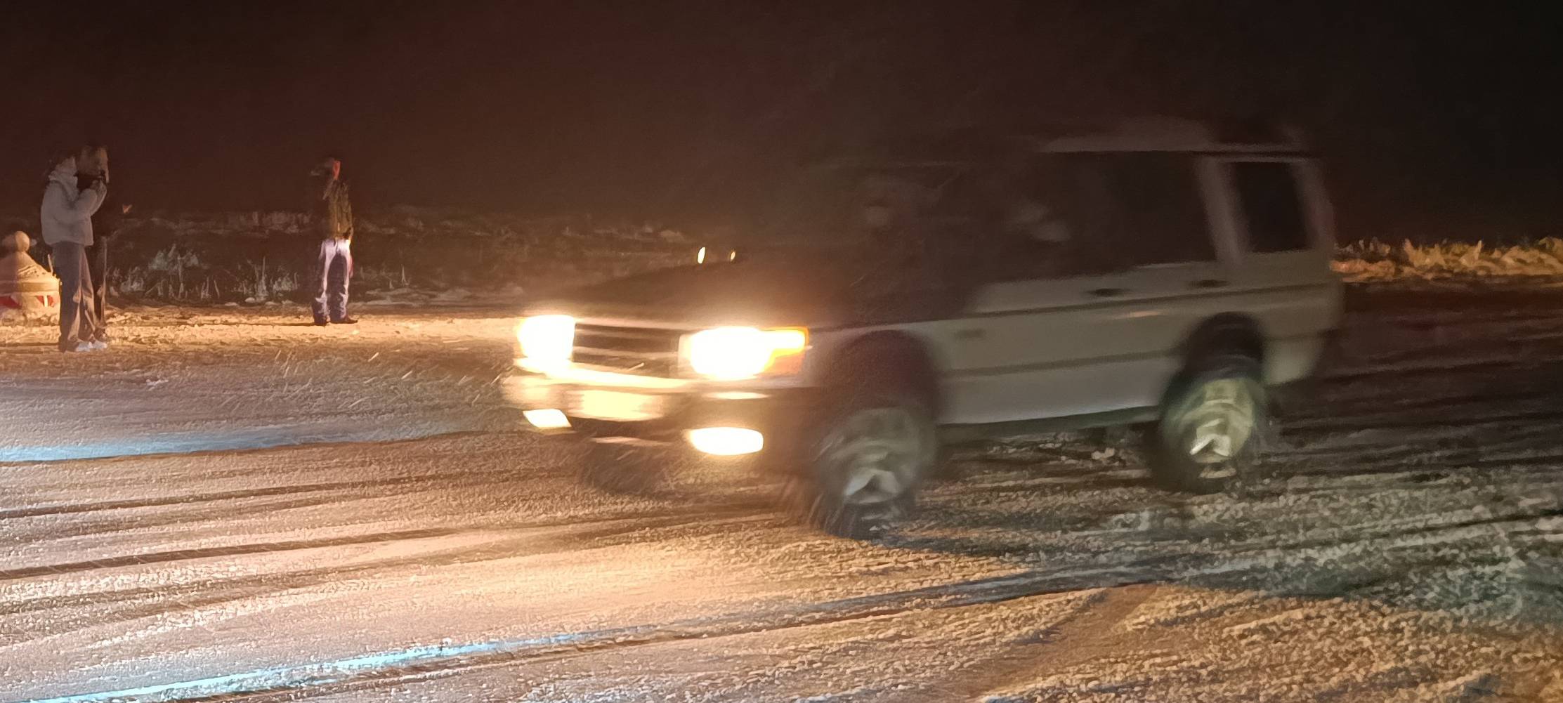 Eine Schleuderpartie im Schnee - das Höchste der Gefühle für die Drifter