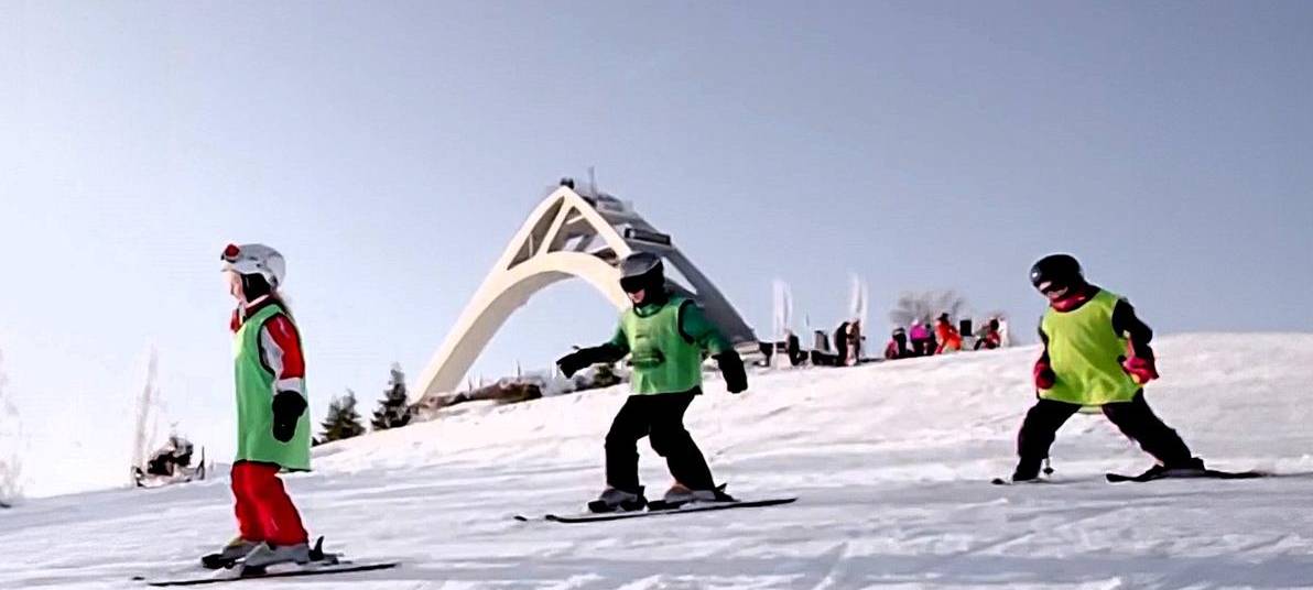 Winterberg begeistert die Jüngsten für Wintersport