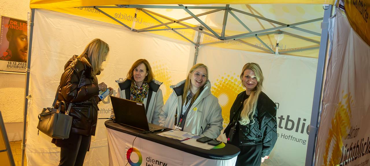 Lichtblicke Weihnachtskonzert: Über 165.000 Euro für den guten Zweck! - Michael Patrick Kelly hautnah