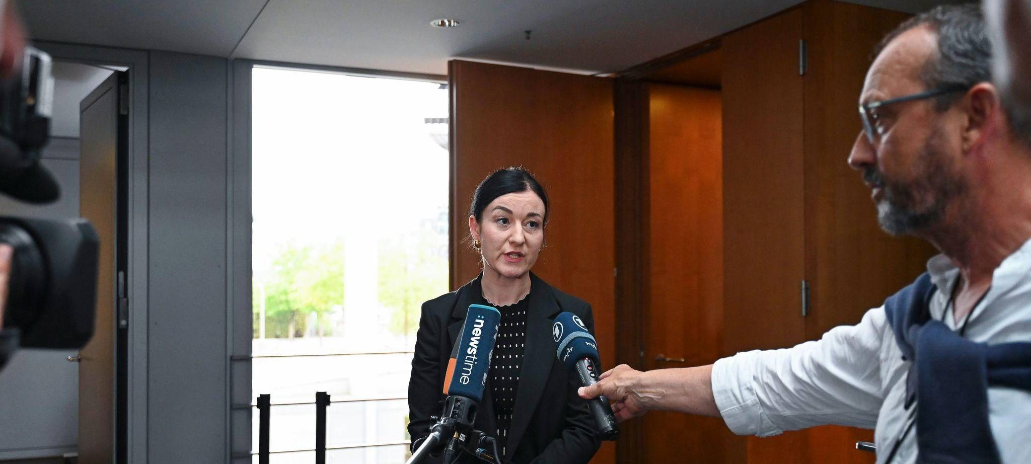 Haushaltsausschuss zu Corona-Maskenbeschaffungen