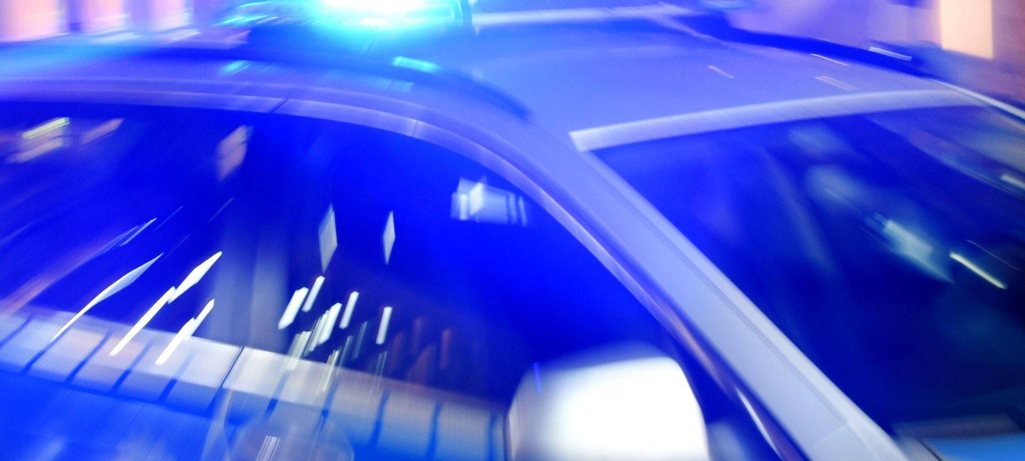 Balkon durch Böller in Brand gesetzt