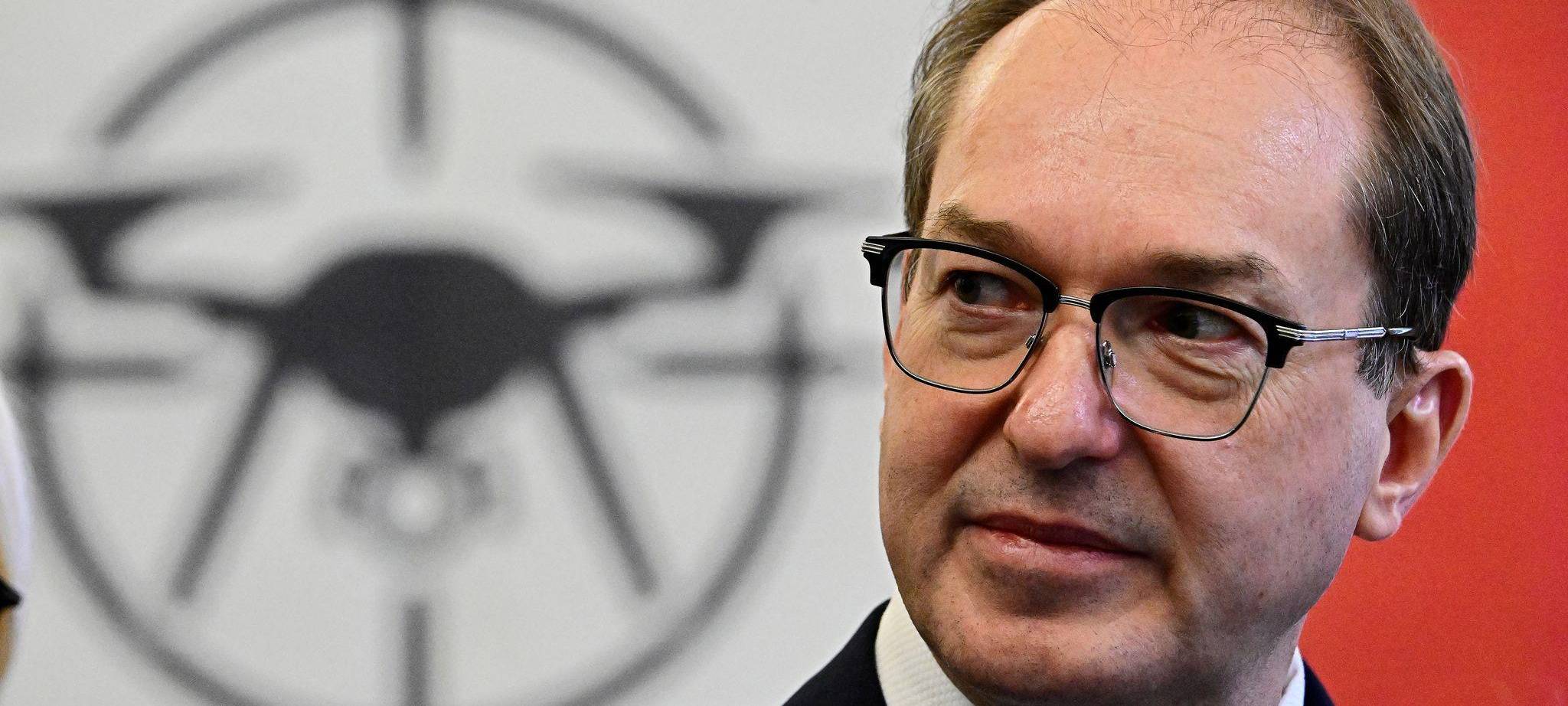 Eröffnung des Drohnenabwehrzentrums mit Dobrindt