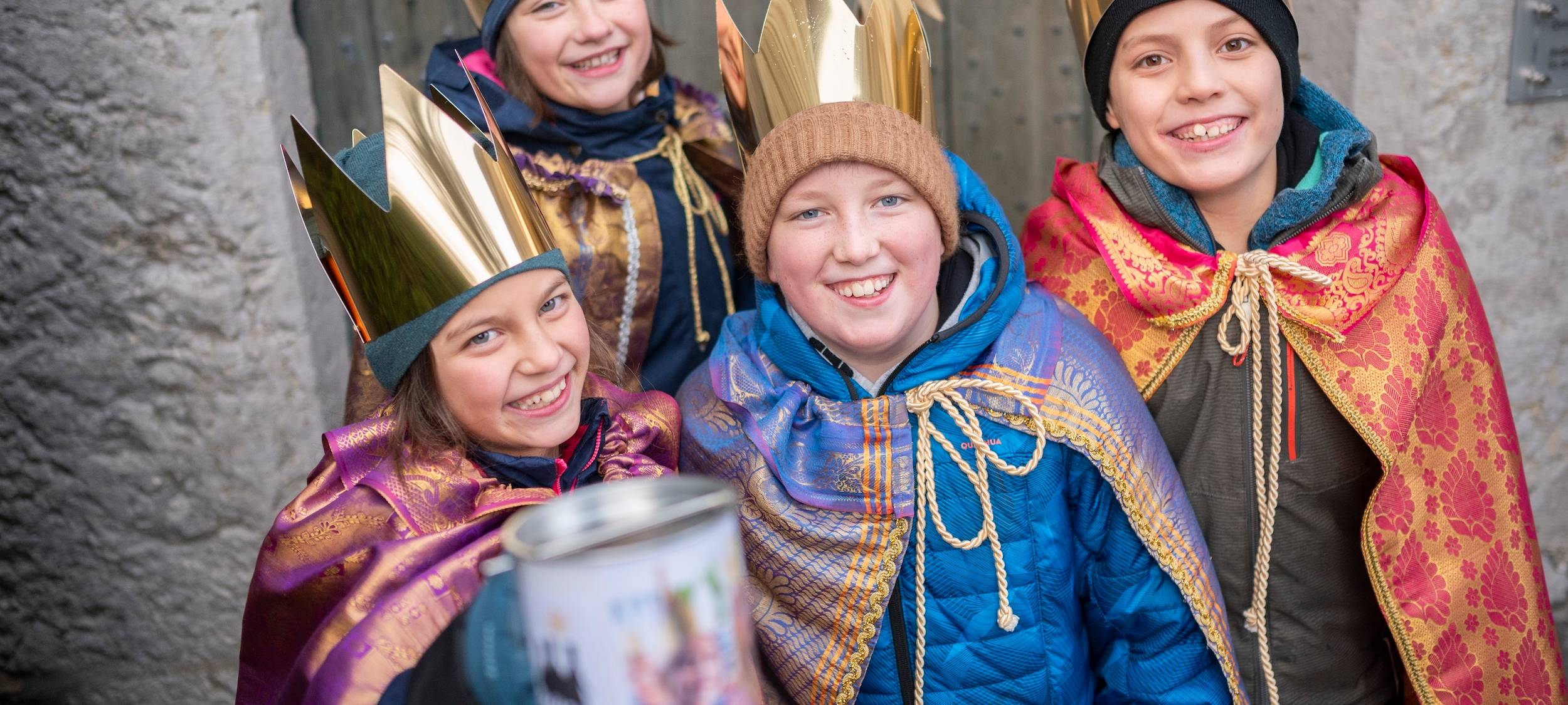 Vier Sternsinger aus Meschede in Berlin