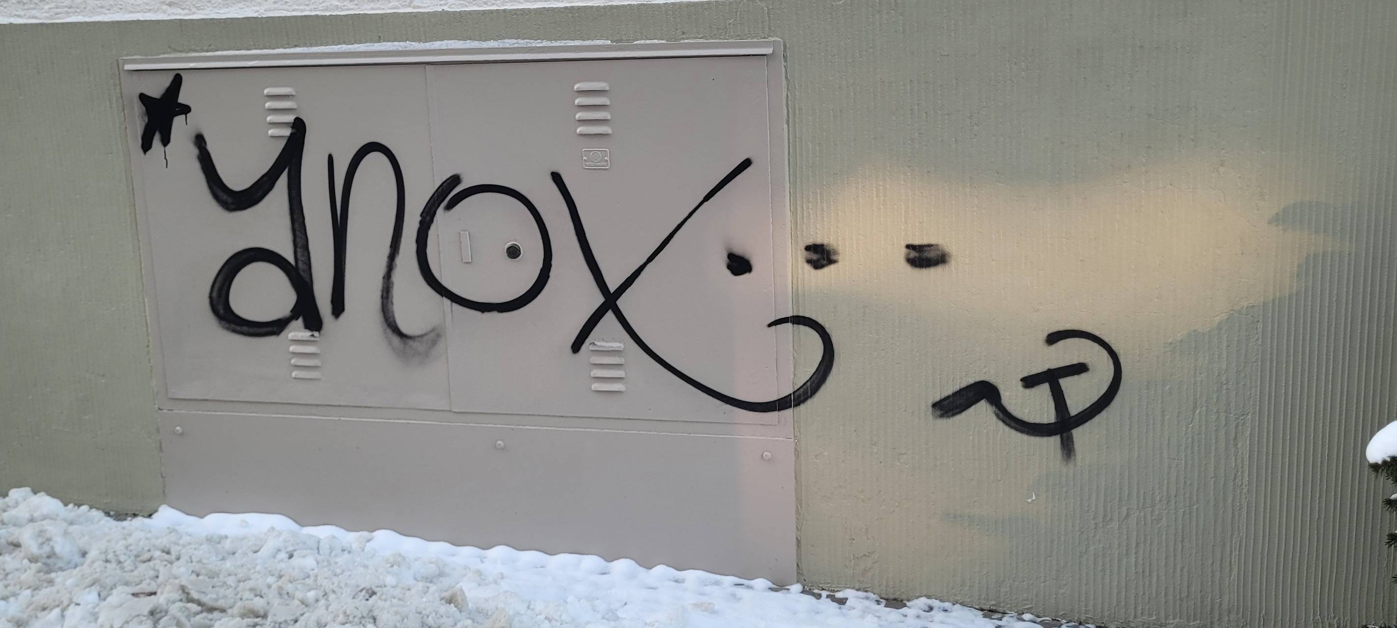 Graffiti an öffentlichen Gebäuden in Brilon