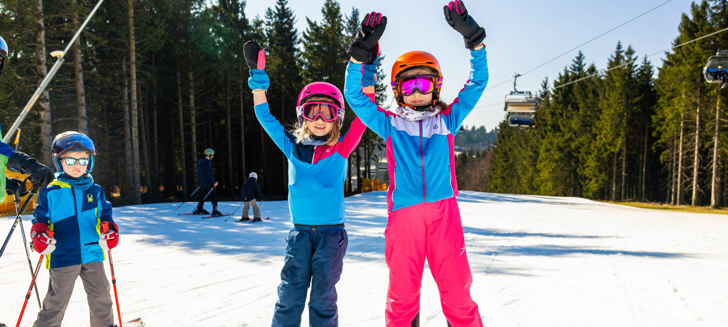 Wintersport-Arena Sauerland: Schulklassen fahren gratis Ski