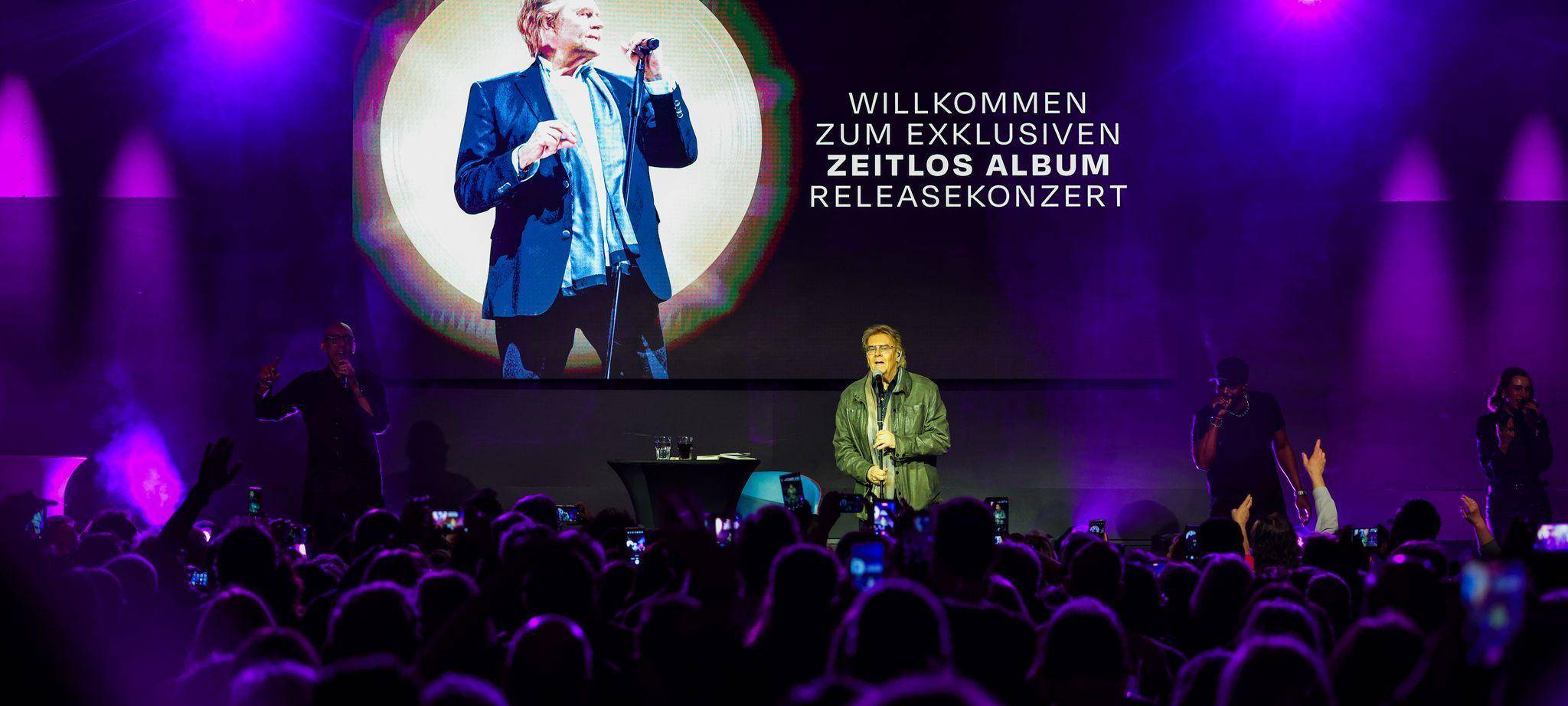 Howard Carpendale gibt Konzert im Schlager-Café