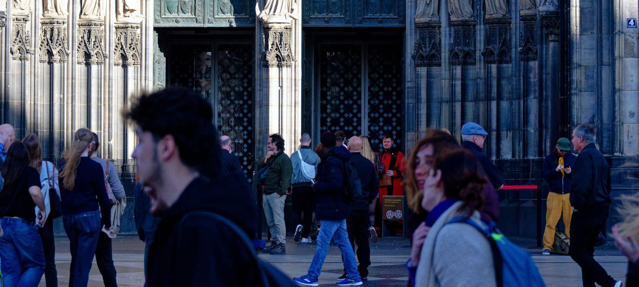 Kölner Dom kostet Touristen künftig Eintritt