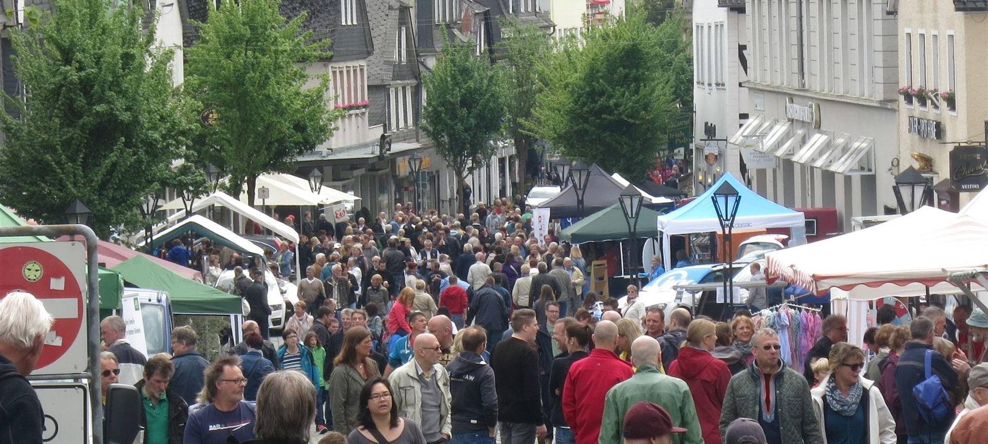 Händler und Vereine für Frühlingsmarkt gesucht