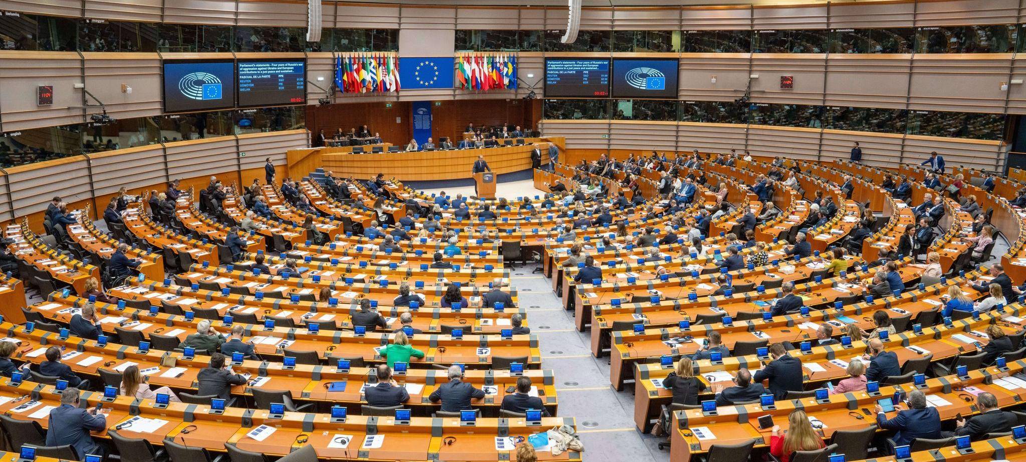 Gesamtansicht des Plenarsaals