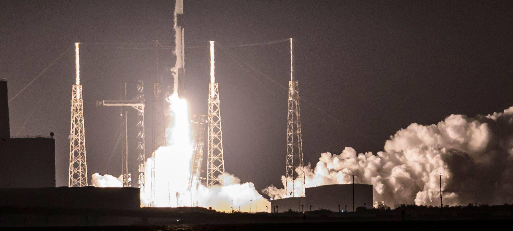 SpaceX startet die Mission Starlink 10-36