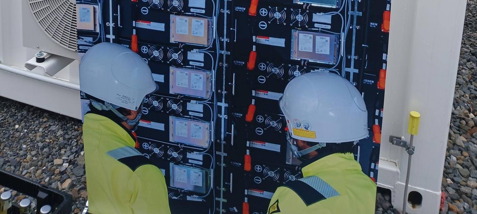 Bau eines Batteriegroßspeichers läuft