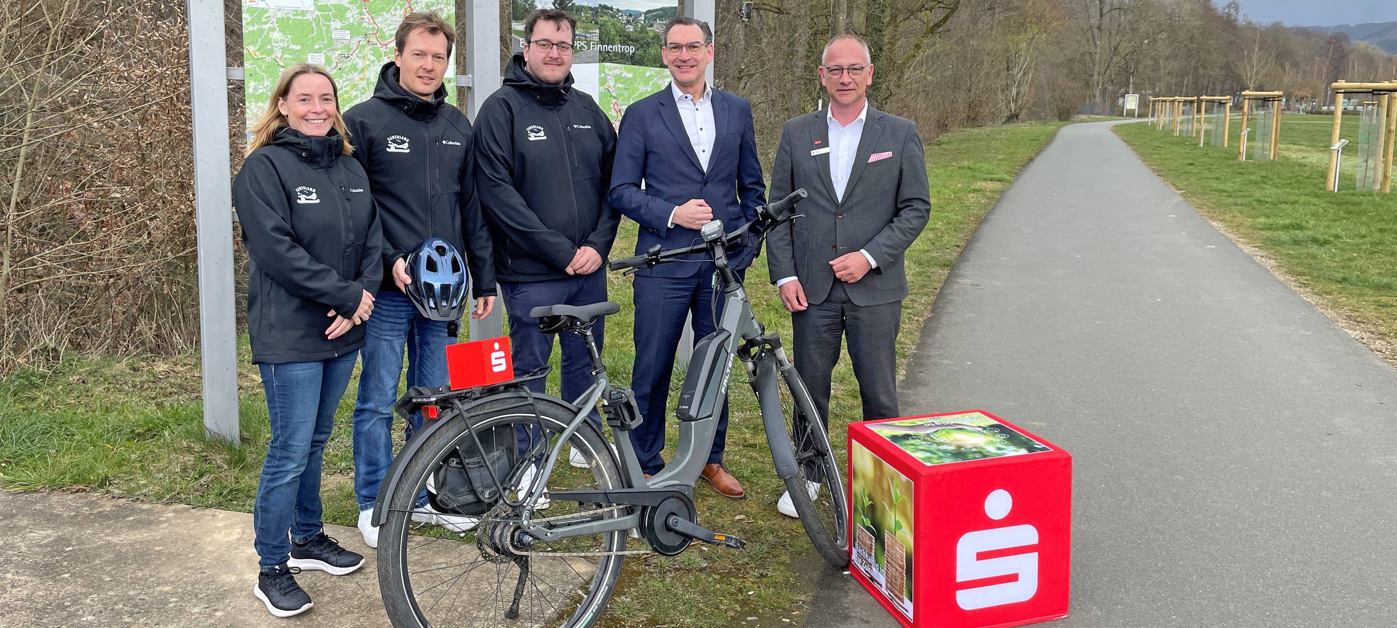 Sparkassen im Sauerland fördern SauerlandRadring